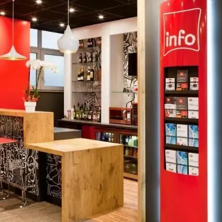 酒店 宜必思巴黎东站高速列车酒店 3*