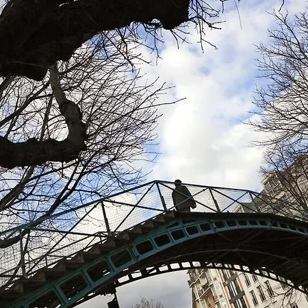 イビス ガレ デ レスト Tgv