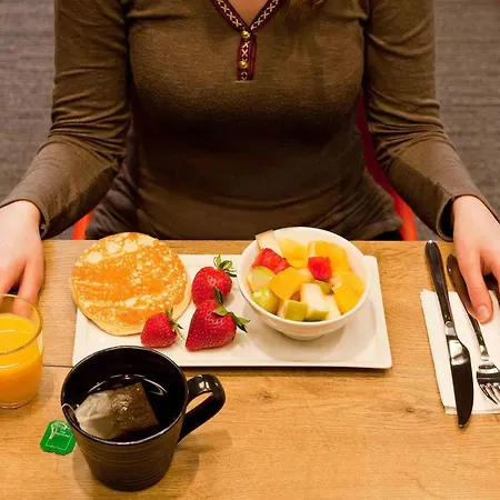 イビス ガレ デ レスト Tgv ホテル