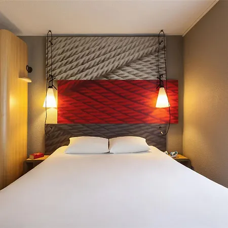 Hotel Ibis Gare De L'est Tgv