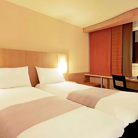 Ibis Gare De L'est Tgv Hotel 3*