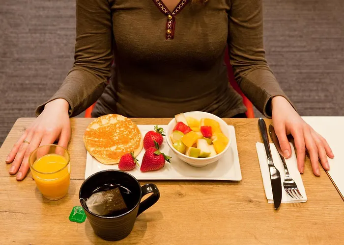 Ibis Gare De L'est Tgv Hotel Parigi